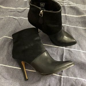 Dolce Vita Black Booties